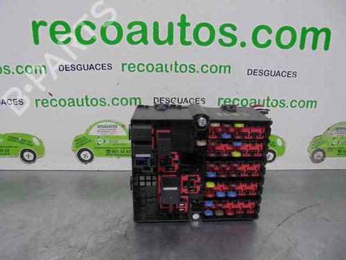 Used Fuse box FORD TOURNEO CONNECT 1.8 TDCi (110 hp) 2060363