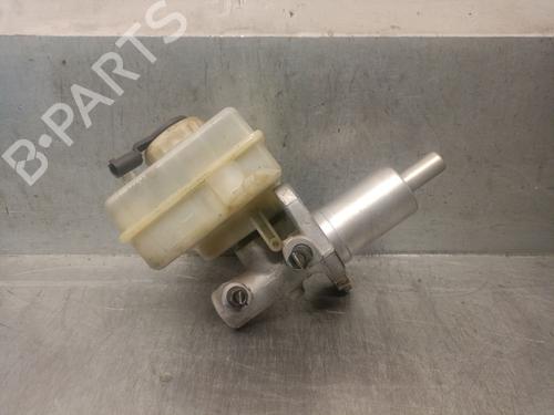 Used Brake master cylinder BMW 5 (E60) 530 d (231 hp) 23245998