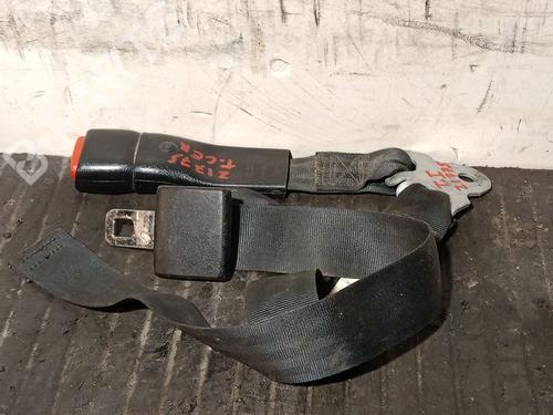 Used Rear center seatbelt JEEP GRAND CHEROKEE I (ZJ, ZG) 2.5 TD 4x4 (Z) (115 hp) 23023539