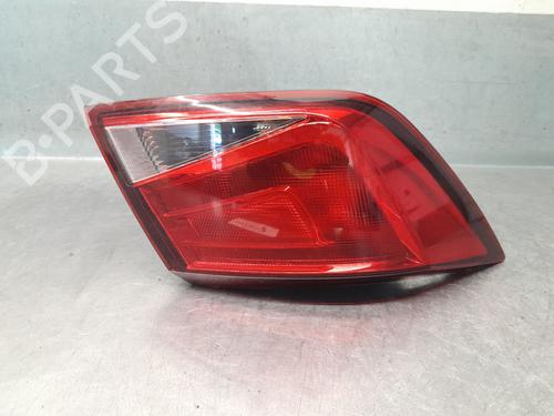 left-taillight-seat-leon-st-5f8-2012-2013-2014-2015-2016-2017-2018-2019-2020-36406649 main image