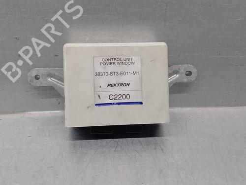 Used Electronic module HONDA CIVIC VI Fastback (MA, MB) 1.5 16V (MB3) (114 hp) 17077620