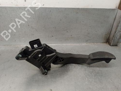 Used Pedal Pedal FIAT 500e (332_) Elektro 3+1 (FA1) (118 hp) 34720287 34720287