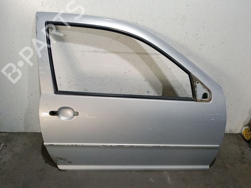 Used Right front door Right front door 37497305 37497305