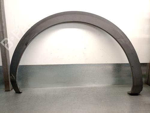 Used Rear right wheel arch trim PEUGEOT 3008 II SUV (MC_, MR_, MJ_, M4_) 1.6 BlueHDi 120 (120 hp) 27513764