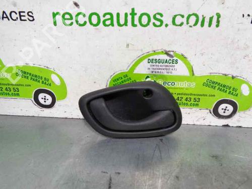 Højre bagtil invendig håndtag OPEL AGILA (A) (H00) 1.0 (F68) (60 hp) 5592638