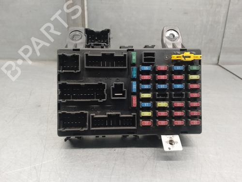 Used Fuse box Fuse box 16784425 16784425