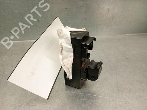 Right front window switch MAZDA 3 (BL) 2.2 MZR CD (BL10) | BP29866571I26