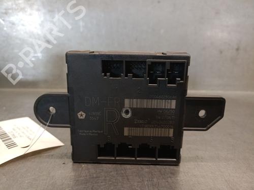 Used Comfort control module Comfort control module CHRYSLER GRAND VOYAGER V (RT) 2.8 CRD (163 hp) 33795862 33795862