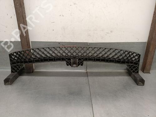Used Front bumper reinforcement Front bumper reinforcement 39023069 39023069