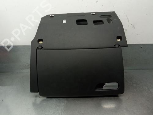 Used Glove box AUDI A3 Sportback (8VA, 8VF) 2.0 TDI (150 hp) 25239869