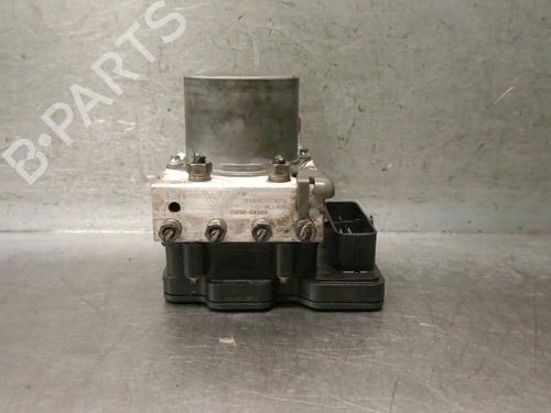 Used ABS pump TOYOTA AVENSIS Saloon (_T27_) 2.0 D-4D (WWT271_) (143 hp) 30615494