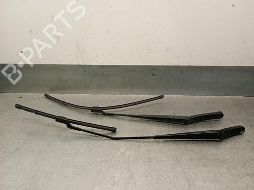 Front windshield wiper arm SEAT ARONA (KJ7, KJP) 1.0 TSI | BP23194017C143 