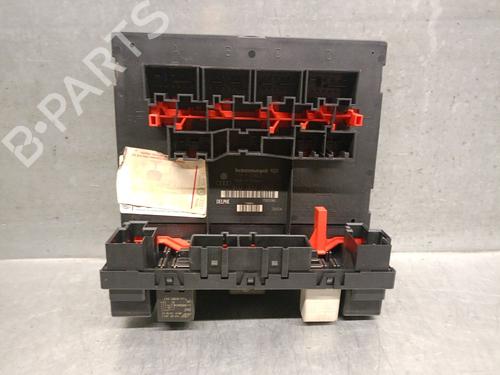 Caixa de fusíveis SEAT TOLEDO III (5P2) 2.0 FSI (150 hp) 31081407