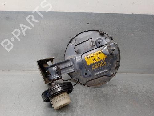 Fuel flap SUZUKI GRAND VITARA II (JT, TE, TD) 1.9 DDiS All-wheel Drive (JT419, TD44, JB419WD, JB419XD,... | BP13057999C131 