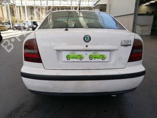 Right taillight SKODA OCTAVIA I (1U2) 1.9 TDI | BP5927461C35 