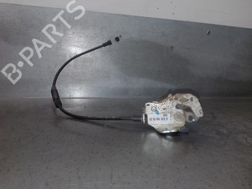 Used Rear left lock MERCEDES-BENZ VITO / MIXTO Van (W639) [2003-2025]  16877937