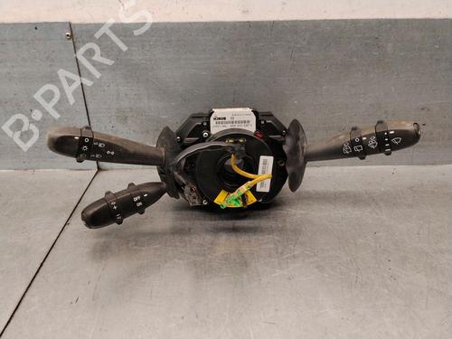 Used Headlight switch Headlight switch ALFA ROMEO 147 (937_) 1.9 JTDM 16V (937.AXN1B, 937.BXN1B) (150 hp) 40261056 40261056
