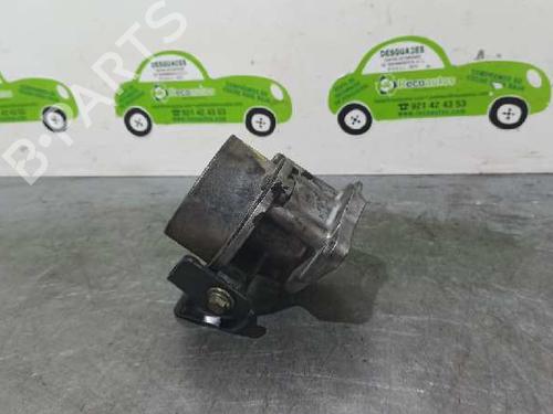 Used Vacuum pump RENAULT CLIO III (BR0/1, CR0/1) 1.5 dCi (C/BR0G, C/BR1G) (68 hp) 5209617