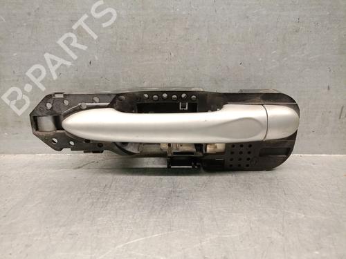 Used Rear left exterior door handle RENAULT MEGANE III Grandtour (KZ0/1) 1.5 dCi (KZ09, KZ0D, KZ1G, KZ29, KZ14, KZ1W, KZ10, KZ1F,... (110 hp) 31969239