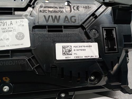 Instrument cluster VW TIGUAN (5N_) 2.0 TDI | BP29463848C47 