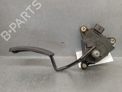pedal-renault-clio-iii-br01-cr01-2005-2006-2007-2008-2009-2010-2011-2012-2013-2014-31711070 main image