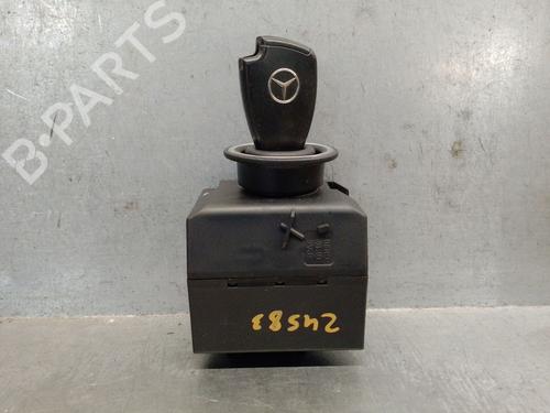 Used Ignition barrel MERCEDES-BENZ CLK (C209) CLK 320 (209.365) (218 hp) 32122264