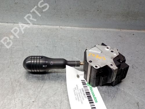 Used Headlight switch Headlight switch RENAULT TWINGO I (C06_) 1.2 (C063, C064) (55 hp) 32843527 32843527