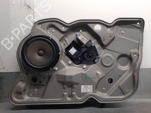 BP31824488C23 main image