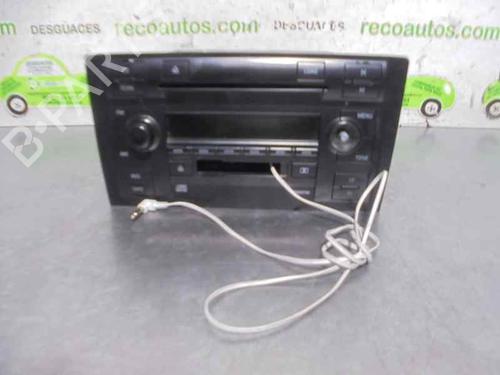 Used Radio AUDI A8 D2 (4D2, 4D8) [1994-2005]  4511515
