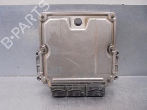 Used Engine control unit (ECU) RENAULT MEGANE I Classic (LA0/1_) 1.9 dCi (LA05) (105 hp) 16401142