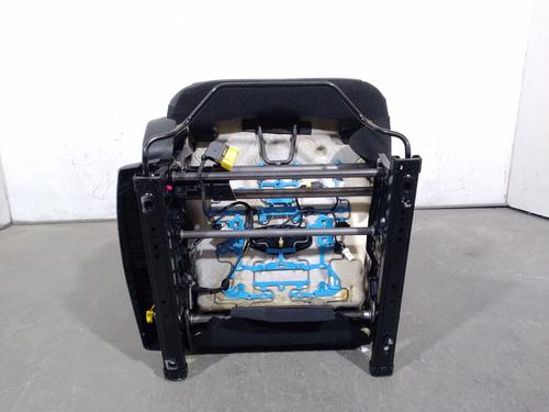 Right front seat CITROËN C5 AIRCROSS (A_) 1.2 PureTech 130 (ARHNSJ) | BP31969215C16