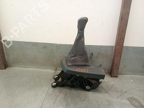 Used Gear lever FORD FIESTA VI (CB1, CCN) 1.4 TDCi (70 hp) 29438236