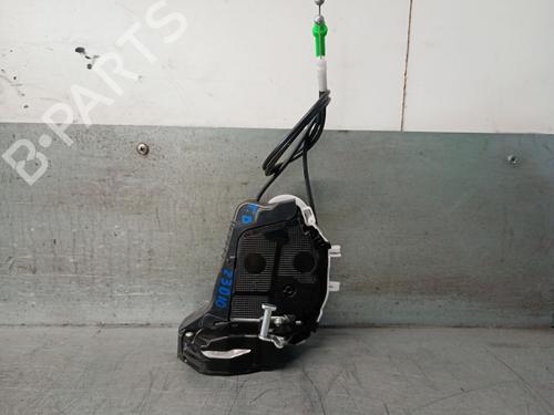 Used Rear right lock TOYOTA YARIS (_P13_) 1.5 Hybrid (NHP130_, NHP130) (101 hp) 26918903