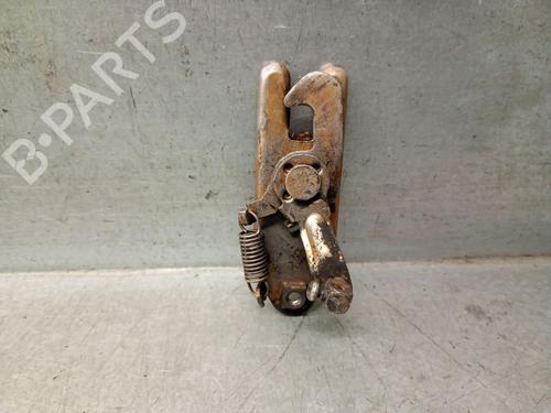 Used Hood lock VW PASSAT B2 Variant (33B) 1.6 D (54 hp) 31947643