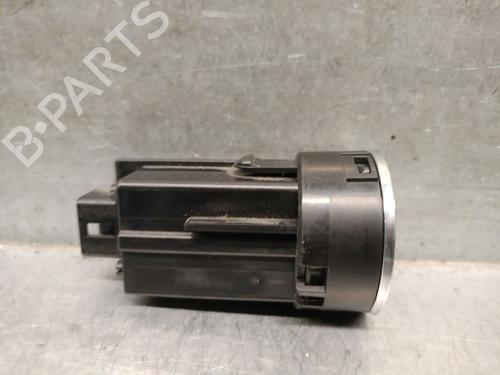 Switch TOYOTA AURIS (_E18_) 1.8 Hybrid (ZWE186_, ZWE186R) | BP38305529I30 - Image 3