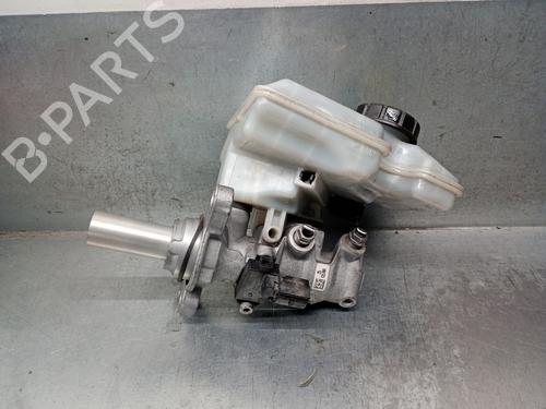 Used Brake master cylinder SEAT ATECA (KH7, KHP) 1.4 TSI (150 hp) 25238570