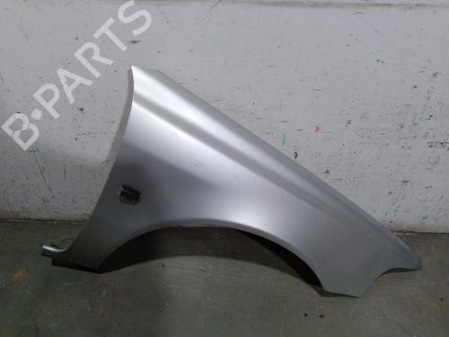 Right front fenders VOLVO S40 I (644) 1.8 i 30844334 | 30844334