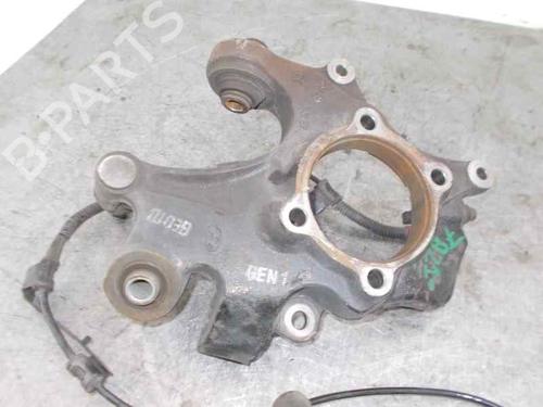 Right rear steering knuckle HYUNDAI SANTA FÉ II (CM) 2.2 CRDi GLS | BP2334831M28 
