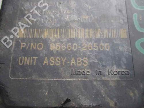 ABS pump HYUNDAI SANTA FÉ I (SM) 2.4 16V 4x4 | BP3185624M43 