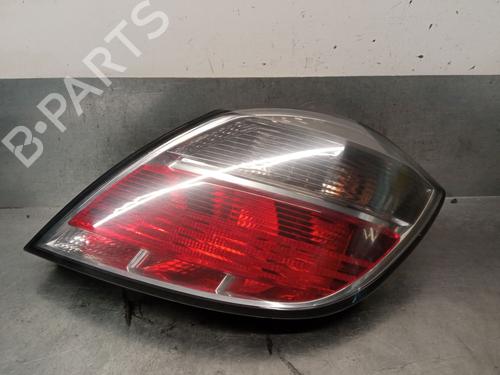 Højre baglygte OPEL ASTRA H (A04) 1.6 (L48) (105 hp) 27839755