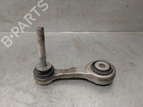 Venstre bagtil bærearm ALFA ROMEO GIULIA (952_) 2.2 D (952AEM250, 952AEA250) (150 hp) 17385560