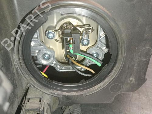 Left headlight KIA SORENTO I (JC) 2.5 CRDi 4WD | BP22722213C28 