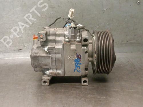 Used Pulley RENAULT KANGOO / GRAND KANGOO II (KW0/1_) 1.6 16V (KW03, KW09, KW0D, KW0U, KW0W, KW13) (106 hp) 18136394