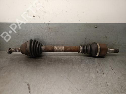Used Left front driveshaft PEUGEOT 5008 (0U_, 0E_) 1.6 16V (120 hp) 27630857