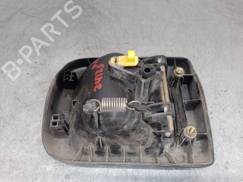 Poignée extérieure avant droite RENAULT MASTER II Bus (JD) 2.8 dTI (JD0B, JD0F, JD1B, JD1F) | BP30962952C129