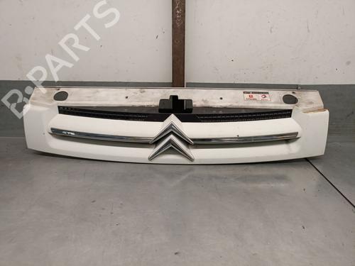 Used Grille Grille 37174462 37174462