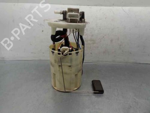 Used Fuel pump LANCIA YPSILON (843_) 1.3 D Multijet (843.AXH1A, 843.AXE1A) (105 hp) 7182383