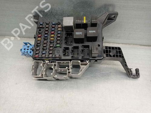 Used Fuse box FORD MONDEO III (B5Y) 2.0 16V (146 hp) 12191420