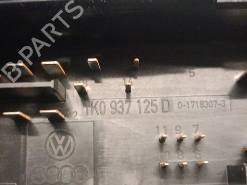 Fuse box SEAT ALTEA (5P1) 1.6 TDI | BP35769868E1 - Image 3
