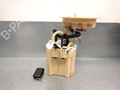 Used Fuel pump BMW X1 (U11) sDrive 18 d (150 hp) 26882159